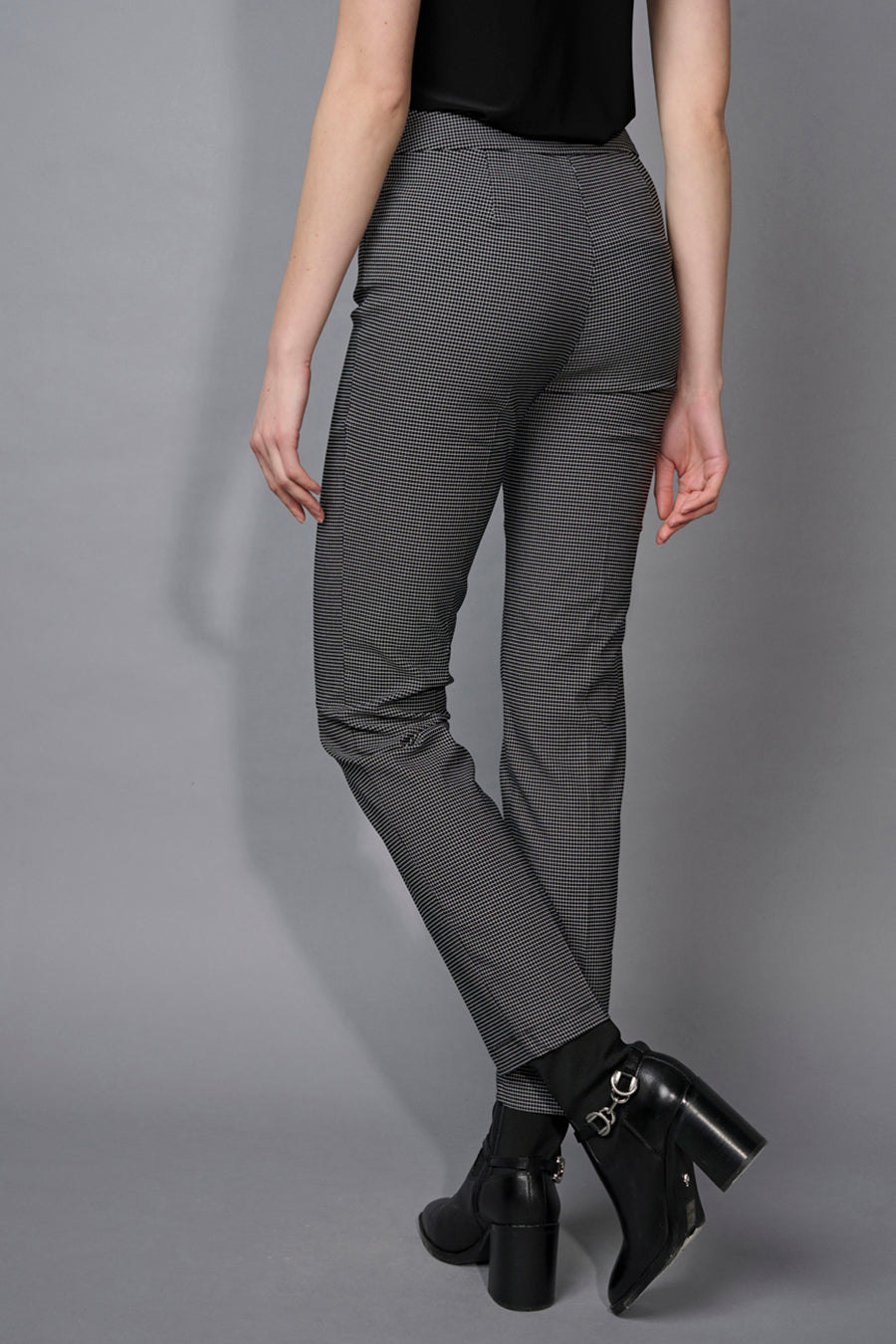 Piping Detailed Straight-Leg Full-Length Pants