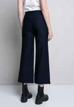 Piping Detailed Wide-Leg Cropped Pants