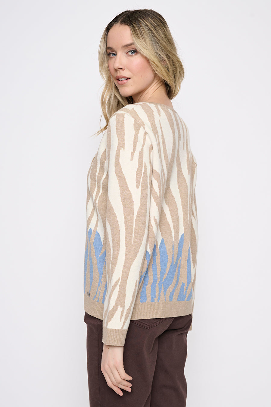 Animal Jacquard Top Side View