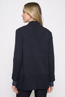 Veste longue ouverte sur le devant