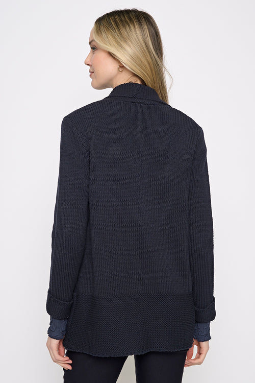 Veste longue ouverte sur le devant